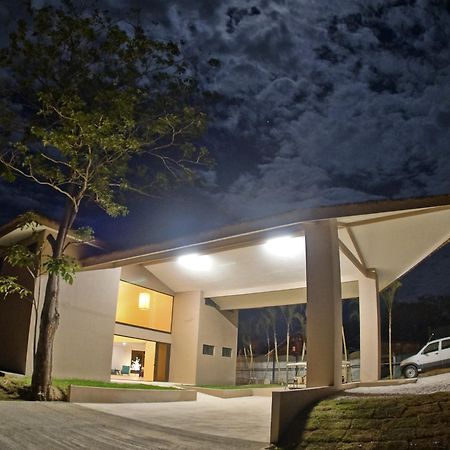 Nammbu Beach Front Bungalows Sámara Екстериор снимка